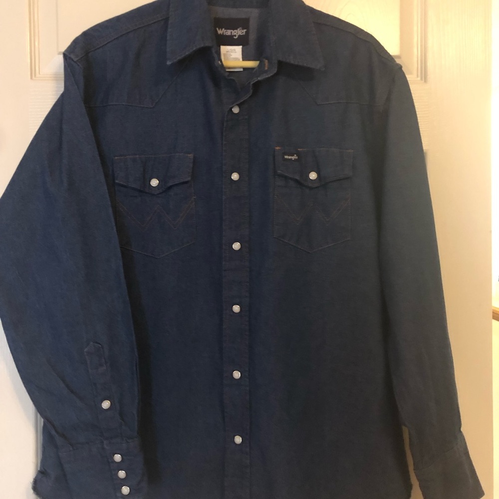 Wrangler long sleeve denim shirt
